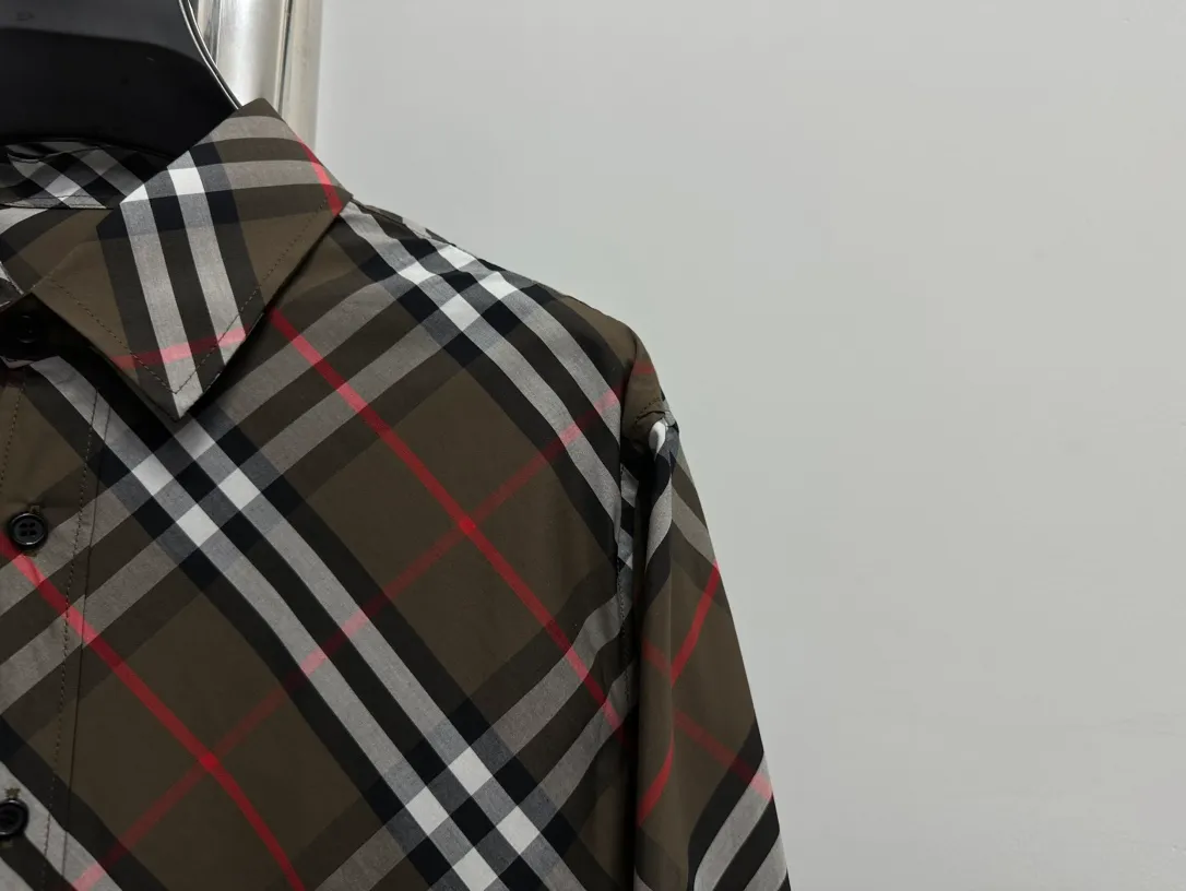 【 1:1】 【Burberry】 24ss New Arrival 100% ， Wear-Resistant 。 ， ， ， 。 Size：S-XL